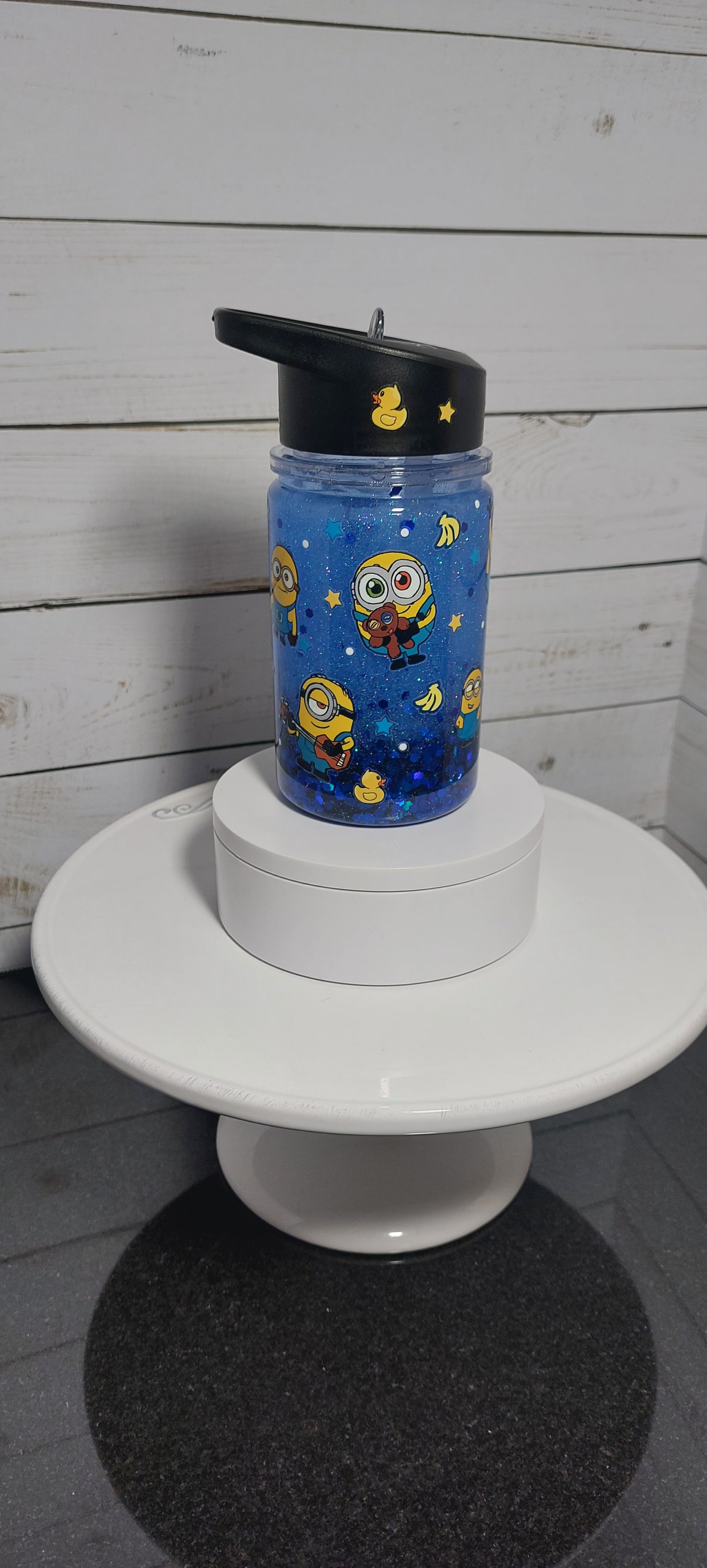 10oz Minons Snowglobe Cup